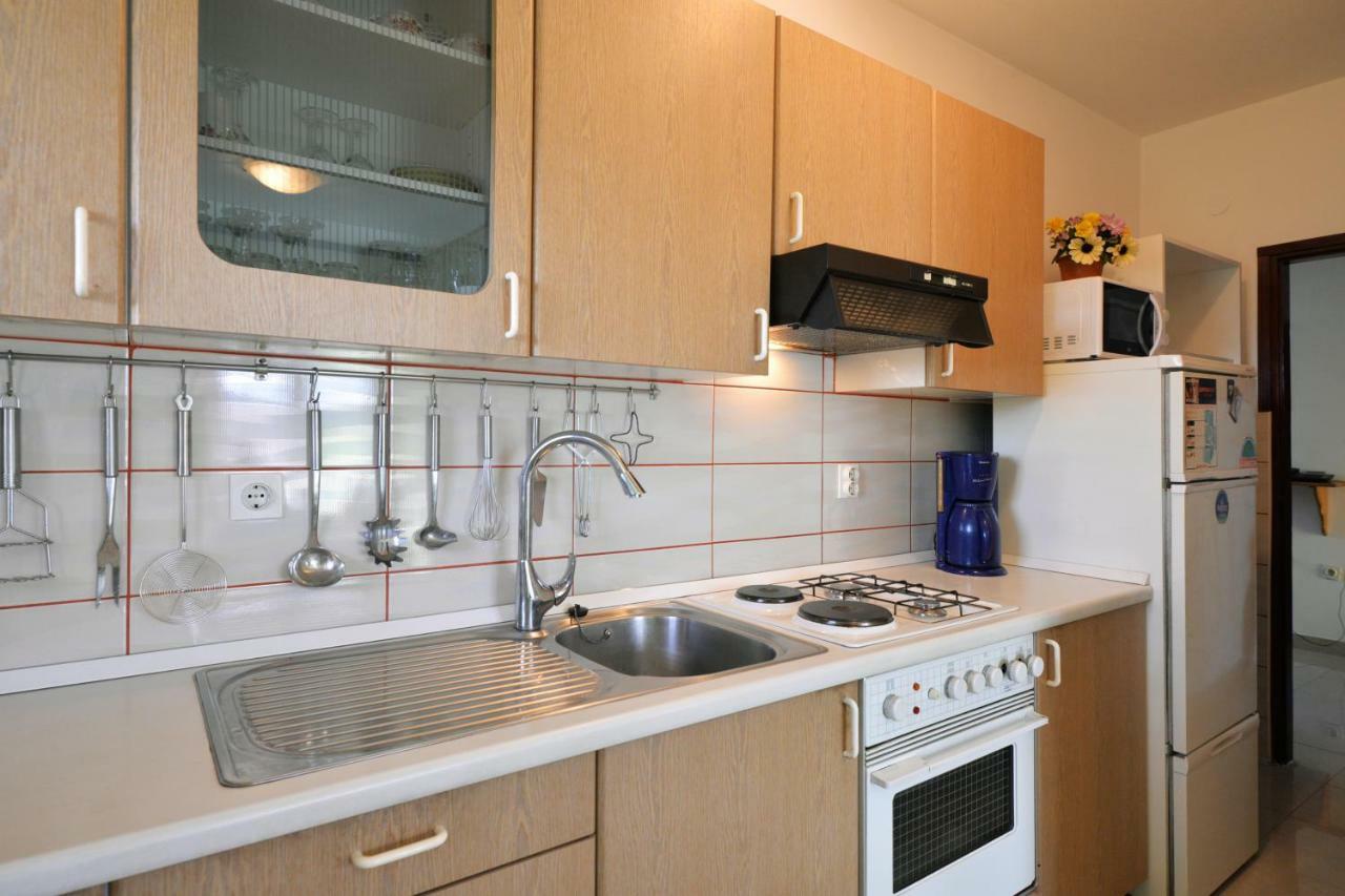 Apartmani Sime Betina  Eksteriør bilde